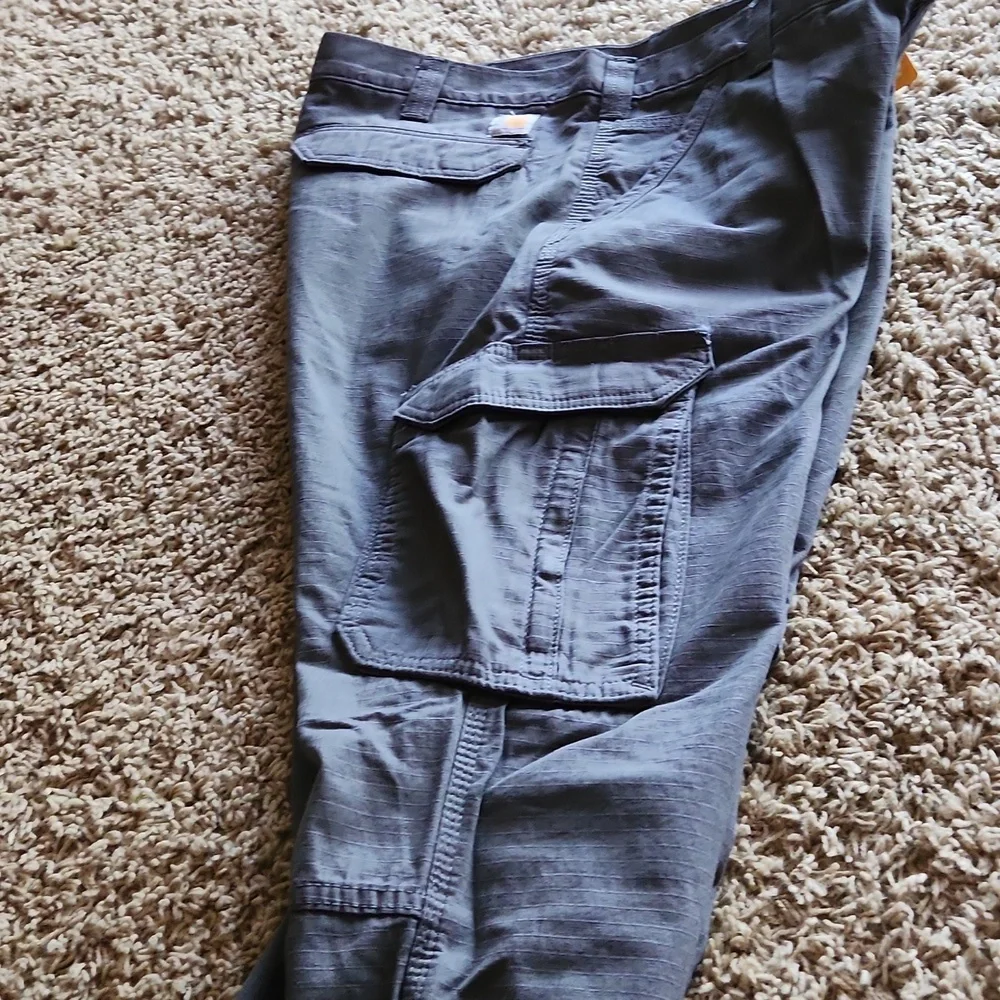 Carhartt NWT Men's Relaxed Fit Gray Cargo Pant Size 36x32 - Picture 7 of 10